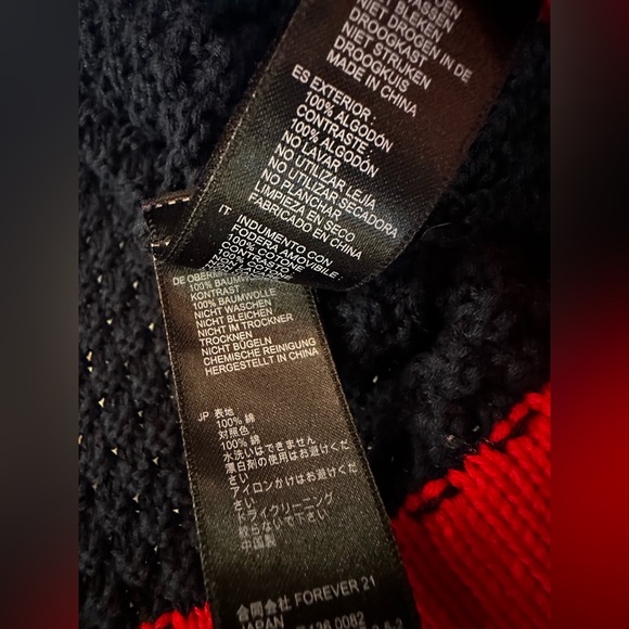 FOREVER 21 CARDIGAN NAVY BLUE AND RED WITH 2 FRONT POCKETS AND BUTTONS SIZE M - Picture 6 of 10